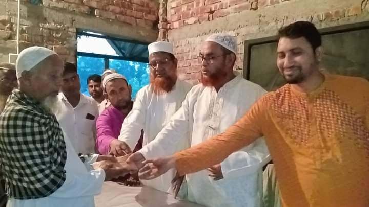 ফুলপুরে শহীদ মাহিনের পরিবারকে জামায়াতের ২লাখ টাকা সহায়তা