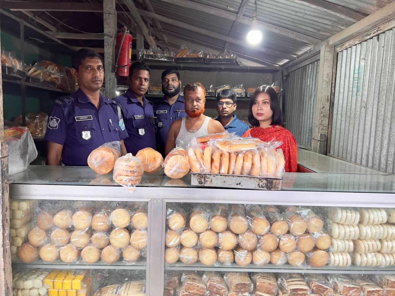 মধুপুরে চাঁদমনি ব্রেড ও বিস্কুট ফ্যাক্টরিকে ১৫ হাজার টাকা জরিমানা
