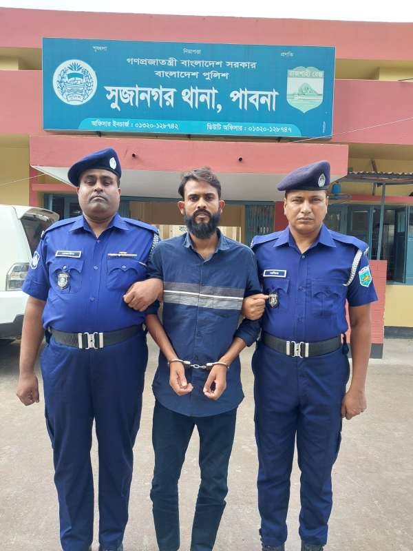 পাবনার সুজানগর হিন্দু ধর্মাবলম্বীদের প্রতিমা ভাংচুরের অভিযোগে একজন গ্রেফতার